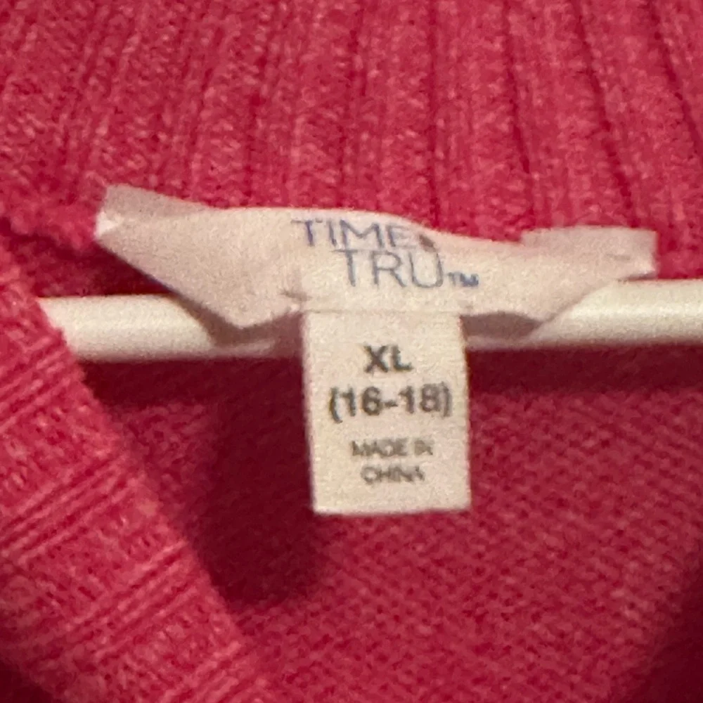 Time and Tru Side Button Crew Neck Sweater size XL - Picture 4 of 5